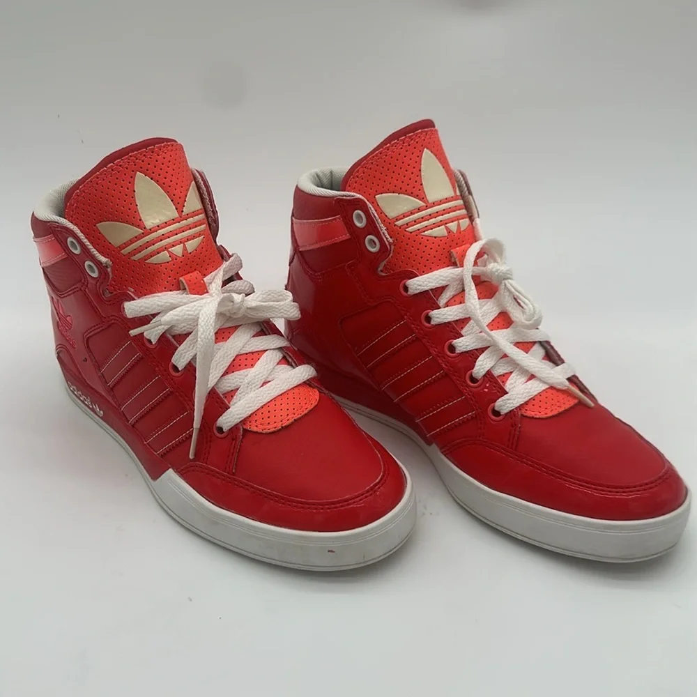 adidas Originals Hard Court Hi Women's Size 7 Red Sneakers